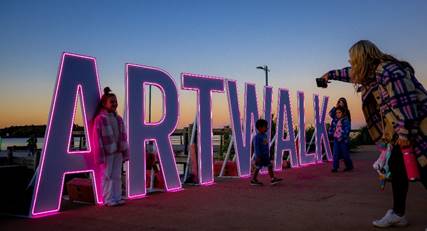 A group of kids standing next to a sign

AI-generated content may be incorrect.